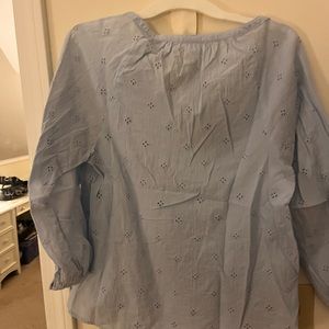 Old navy M pale blue eyelet